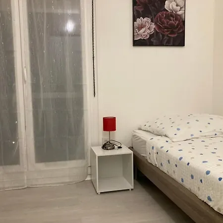 Appartement Studio Lora Rm 583 G Saint-Louis (Haut-Rhin)
