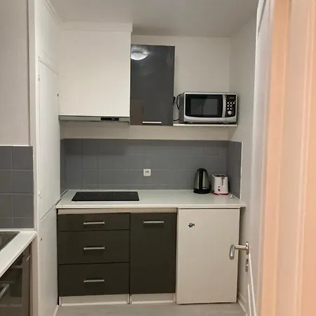 Appartement Studio Lora Rm 583 G *